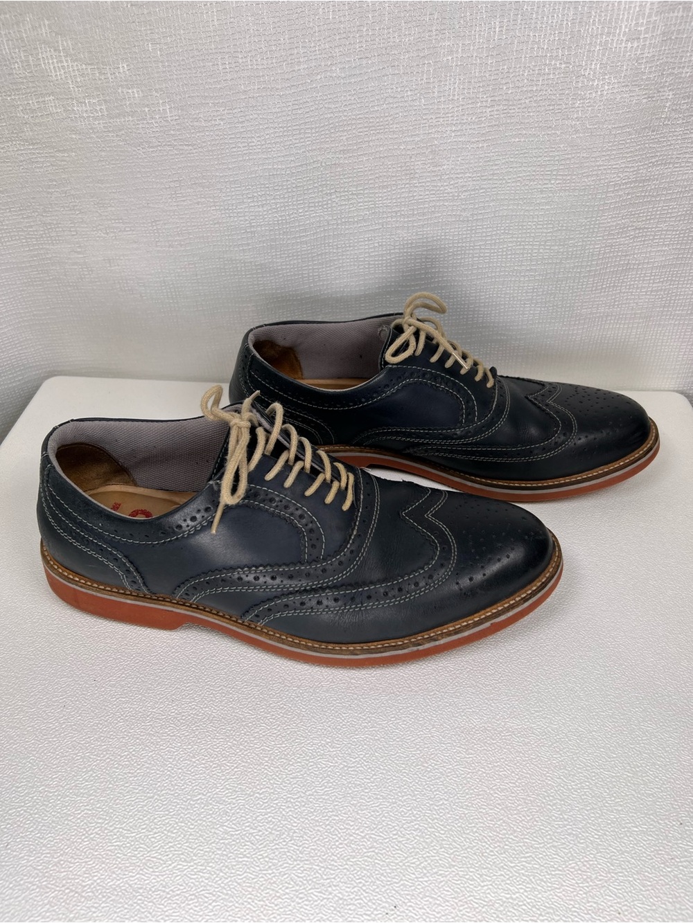 1901(Nordstrom) Men's Navy Wingtip Brogues with Tan Laces Size